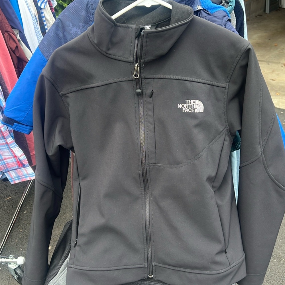 Women’s North Face Zip Up